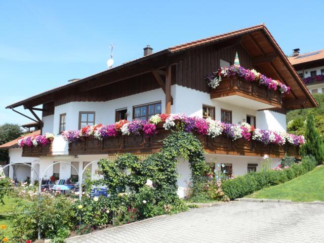 Ferienwohnungen Kasparbauer Regen Exterior photo